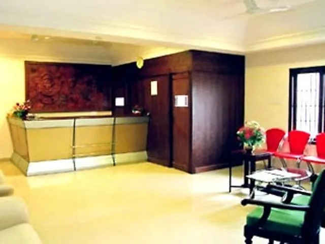 Issacs Regency Hotel Sultan Bathery