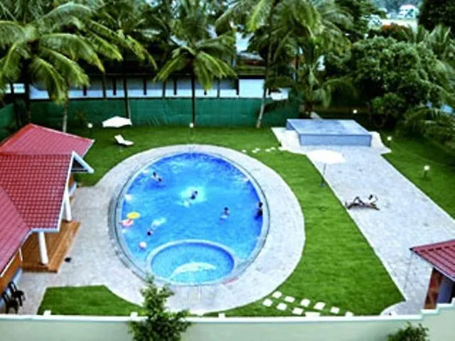 Issacs Regency Hotel Sultan Bathery 2*,  India